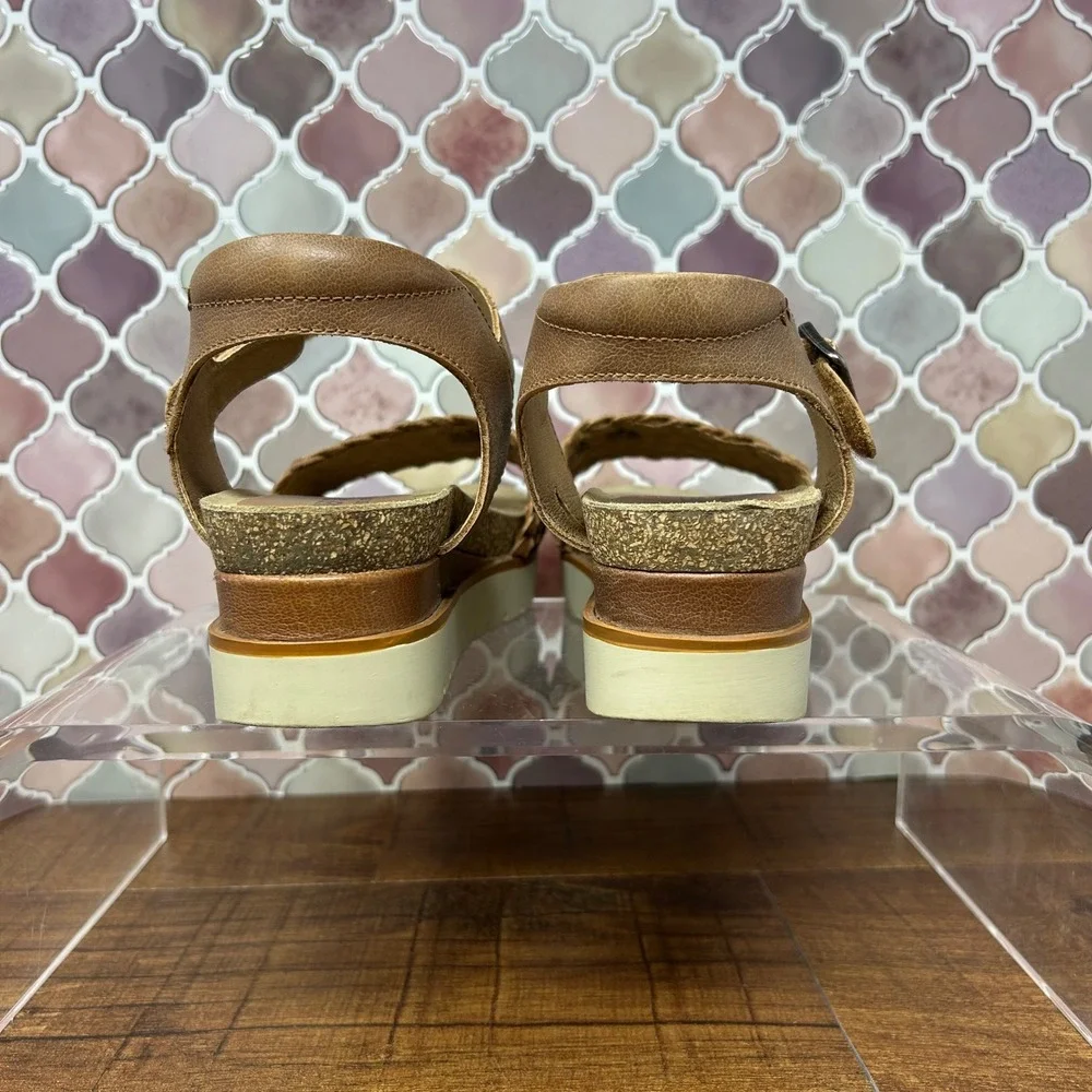 Womens Josef Seibel Clea 16 Camel Woven Platform Sandal size EU40